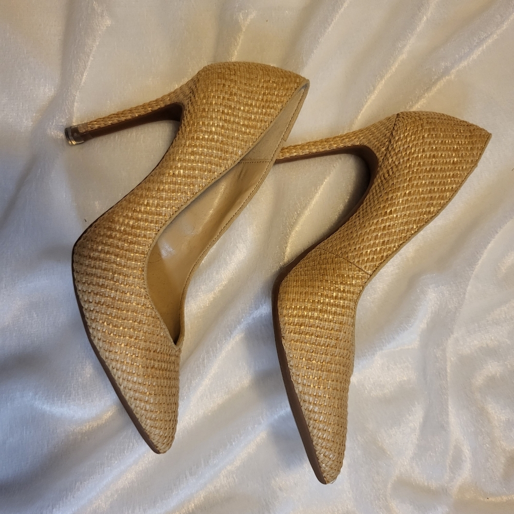 Jessica Simpson Tan Heels